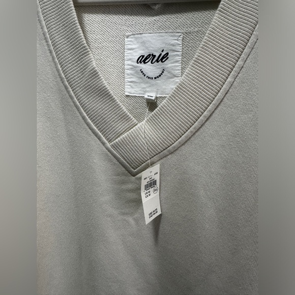 ⭐️SOLD⭐️NWT Aerie House Party Sweatshirt - Picture 11 of 15